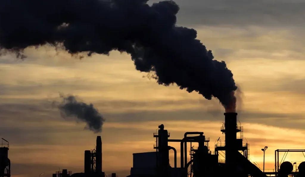 కర్బన ఉద్గారాలు గతేడాది కన్నా 1.1 శాతం పెరుగుదల