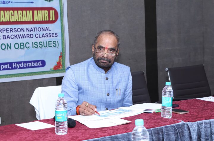 కేరళలో ముస్లింలకు 10 శాతం, క్రిస్టియన్లకు 6 శాతం రిజర్వేషన్లు