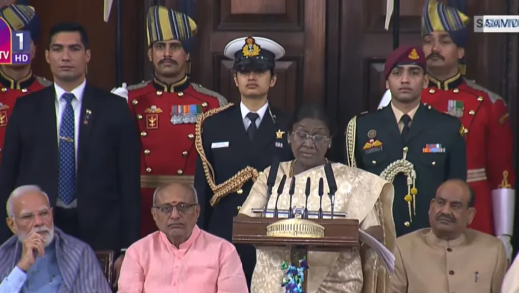 భారత ప్రజాస్వామ్య వ్యవస్థకు మూలం రాజ్యాంగం