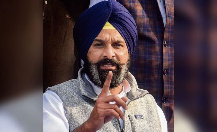 రూ 700 కోట్ల అక్రమాస్తులు.. పంజాబ్ మాజీ మంత్రిపై ద‌ర్యాప్తు