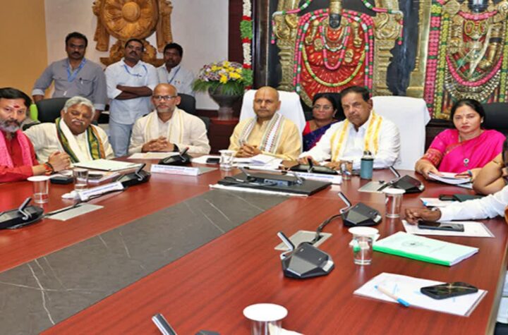 పరకామణి చోరీ ఘటనపై క్రిమినల్ కేసు