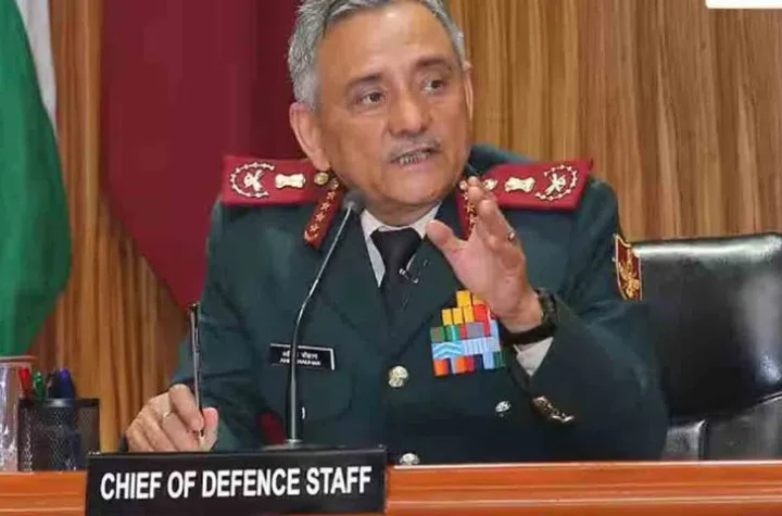 మాటలతో యుద్ధాలు గెలవలేం.. పాక్ కు సిడిఎస్ చురకలు