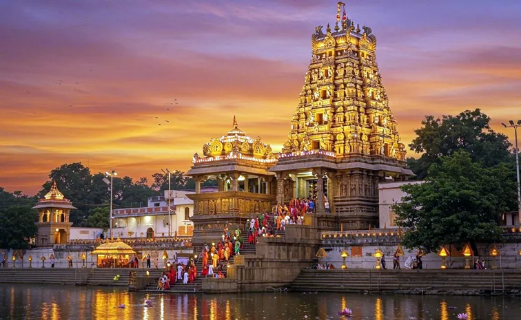 దుర్గగుడికి విద్యుత్ సరఫరా మూడు గంటలు నిలిపివేత