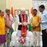 అక్రిడిటేషన్ల జారిలో జాప్యంపై గవర్నర్ కు ఫిర్యాదు