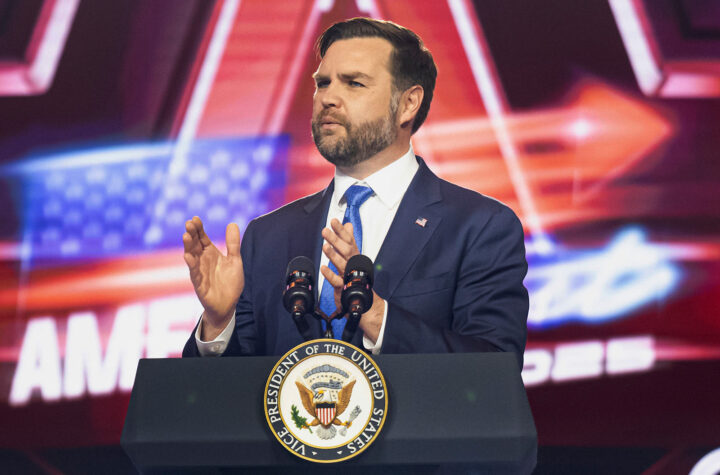 అమెరికాలో ప్రతిభకు మతం పరిమితిగా మారుతుందా?