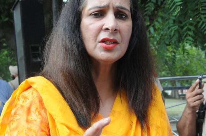 సిద్దూ భార్య కౌర్ కాంగ్రెస్ నుండి సస్పెండ్