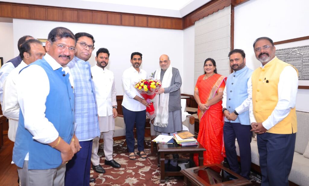 తుపాను నష్టంపై అమిత్ షా కు లోకేష్ నివేదిక 