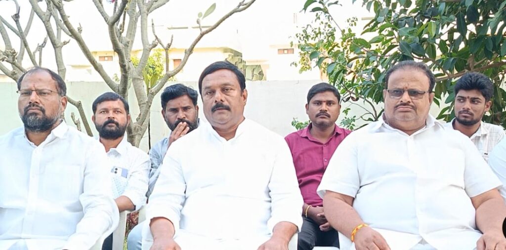 విజ‌యోత్స‌వాలు జరుపుకొనేందుకు కాంగ్రెస్ సిగ్గుపడాలి