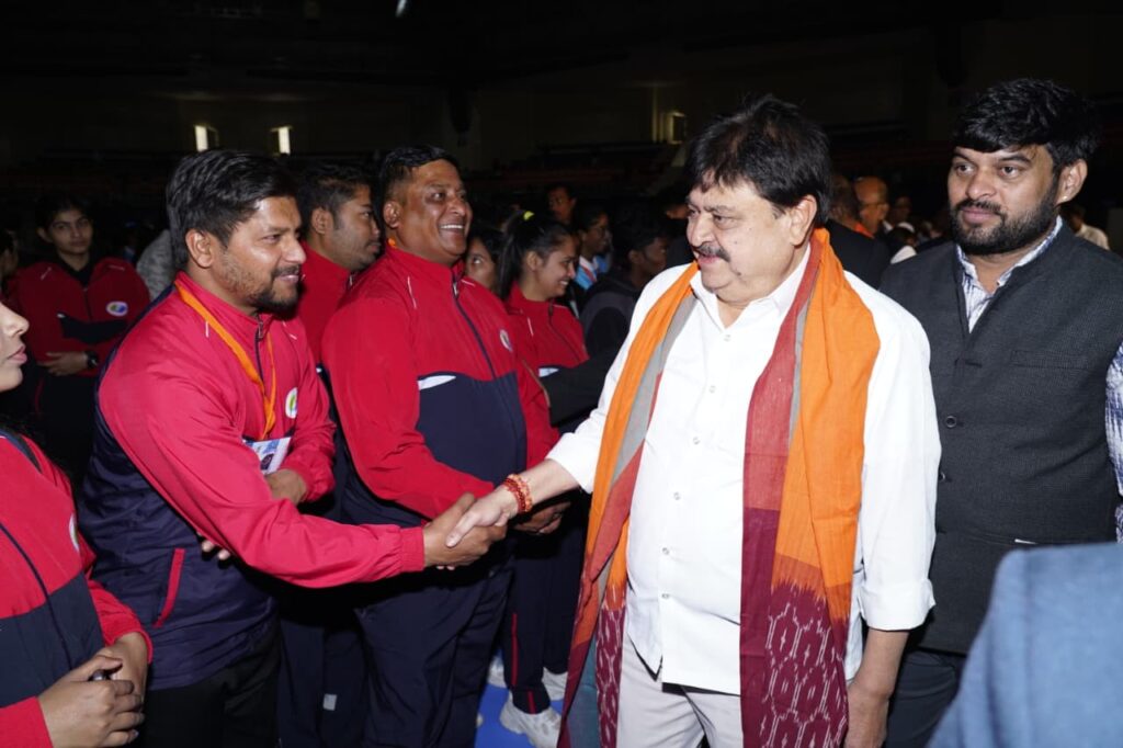 దేశ నిర్మాణంలో క్రీడలు మార్గదర్శక శక్తిగా నిలవాలి 