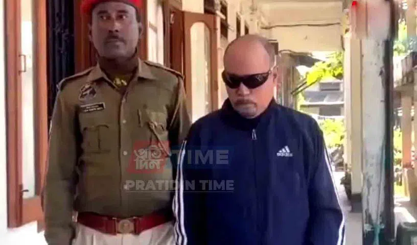 పాక్ గూఢచర్యంలో రిటైర్డ్‌ ఎయిర్‌ఫోర్స్‌ అధికారి అరెస్ట్‌