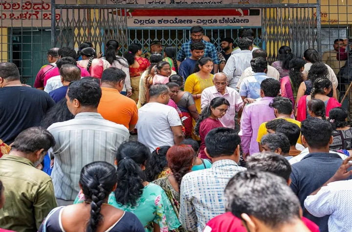 తమిళనాడులో 97 లక్షలు,  గుజరాత్ లో 73 లక్షల ఓట్ల తొలగింపు