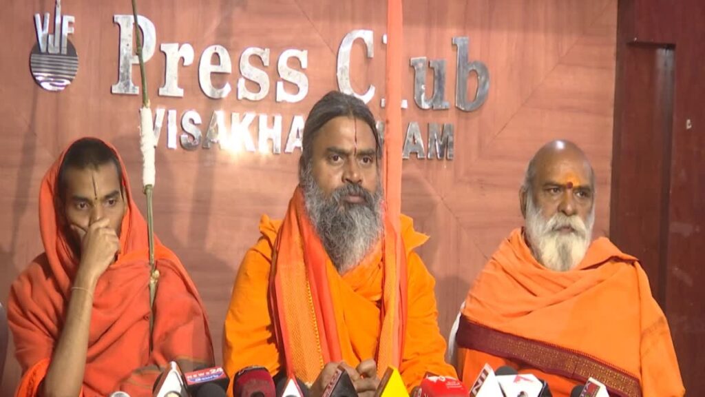 హిందూ మతం, దేవాలయాలపై దాడి చేస్తున్న వైఎస్సార్సీపీ