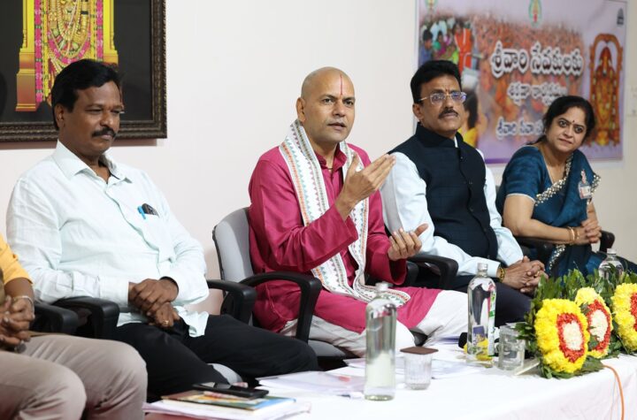 త్వ‌ర‌లో టీటీడీ స్థానిక ఆల‌యాల్లో దశల‌వారీ శ్రీ‌వారి సేవ