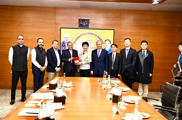 బిజెపి, ఆర్ఎస్ఎస్ నేతలతో చైనా కమ్యూనిస్టు నేతల భేటీలు