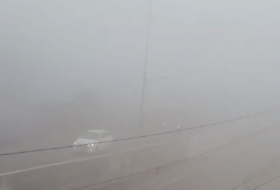 హైదరాబాద్ శివారు ప్రాంతాల్లో దట్టమైన పొగమంచు