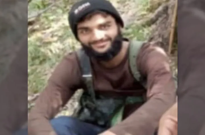 జమ్మూకశ్మీర్‌లో పాక్ ఉగ్రవాది హతం