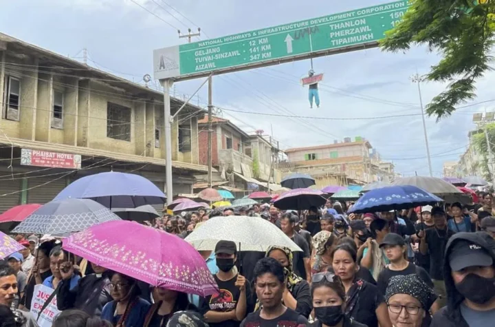 సామూహిక అత్యాచార బాధితురాలి మృతితో మణిపూర్ లో ఉద్రిక్తత