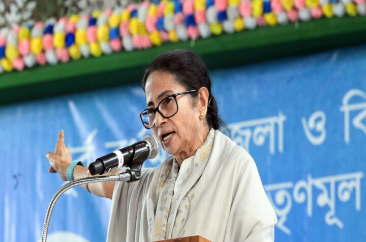 వరద సహాయంలో టీఎంసీ ప్రభుత్వం రూ.100 కోట్ల అవినీతి