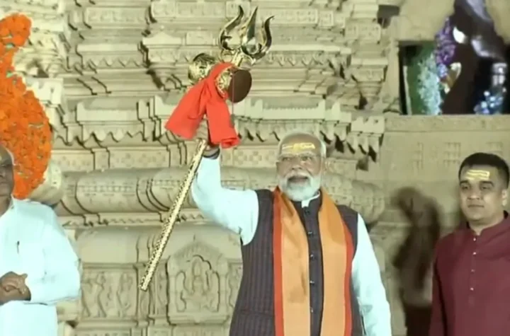 సోమనాథ్ స్వాభిమాన్ పర్వ్ లో  పాల్గొన్న ప్రధాని