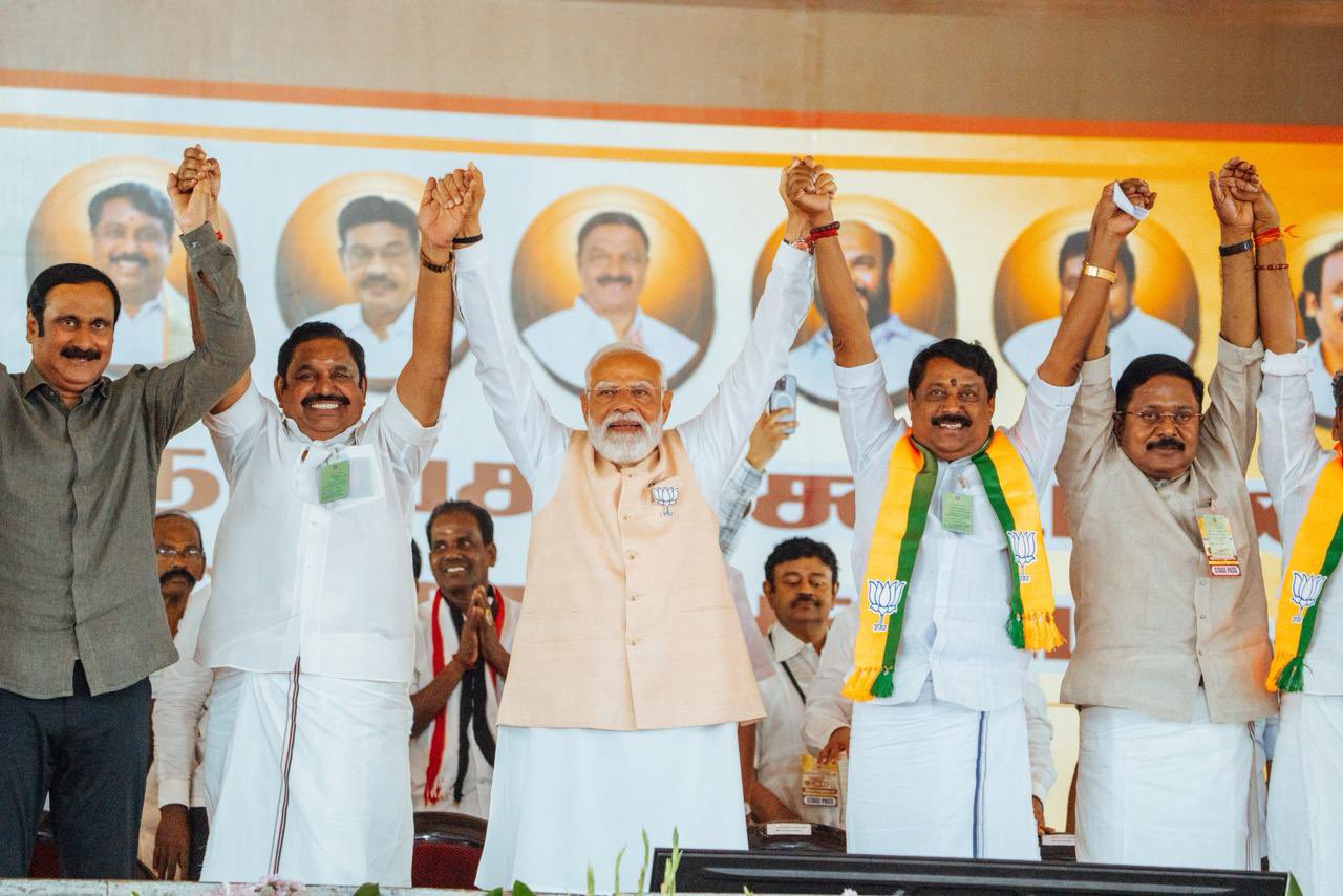 తమిళనాట బీజేపీ డబుల్ ఇంజిన్ ప్రభుత్వం ఖాయం