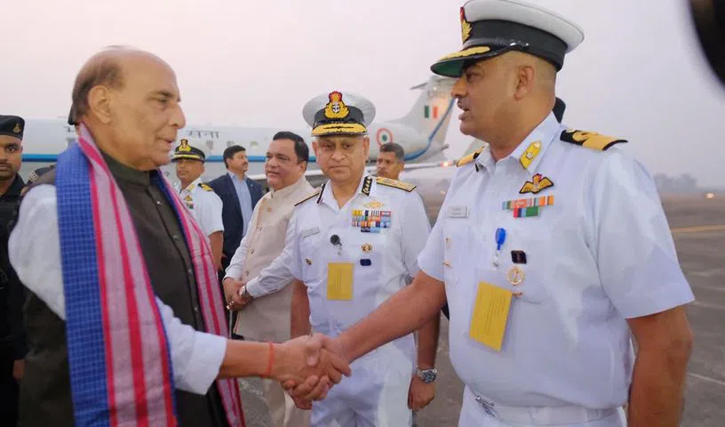 మొట్టమొదటి కాలుష్య నివారణ నౌక స‌ముద్ర ప్ర‌తాప్ జ‌ల‌ప్ర‌వేశం