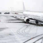 ఢిల్లీలో వ‌ర్షం.. క‌శ్మీర్‌లో ఆలస్యంగా మంచు