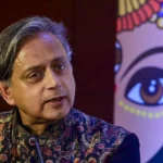 శశి థరూర్ పార్టీ మీటింగ్ కు గైరాజర్.. మోదీ సభకు హాజరు