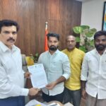 మైనారిటీ గురుకులాల్లో మతమార్పిడిలను ప్రోత్సహించే అడ్మిషన్లు