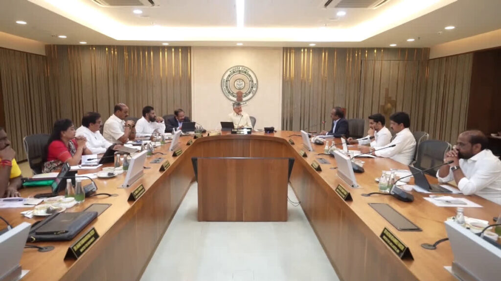 తిరుమల లడ్డూ కల్తీలో సూత్రధారుల్ని తేల్చేందుకు కమిటీ