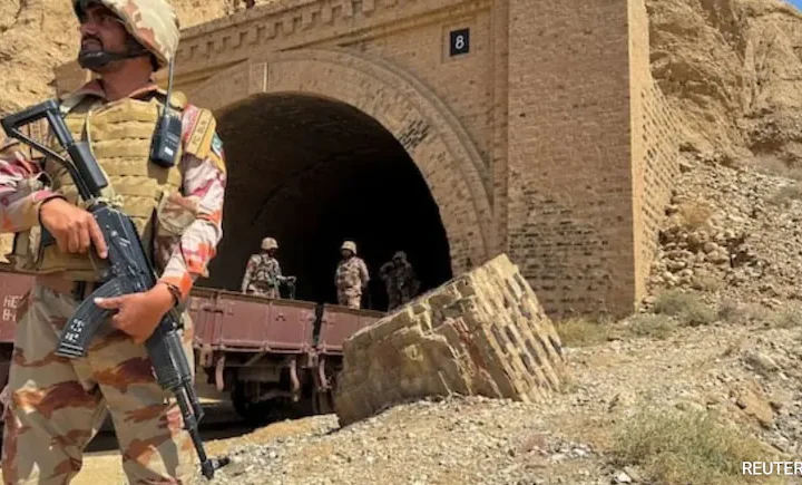 బలూచిస్తాన్‌లో  67 మంది ఉగ్రవాదుల మృతి