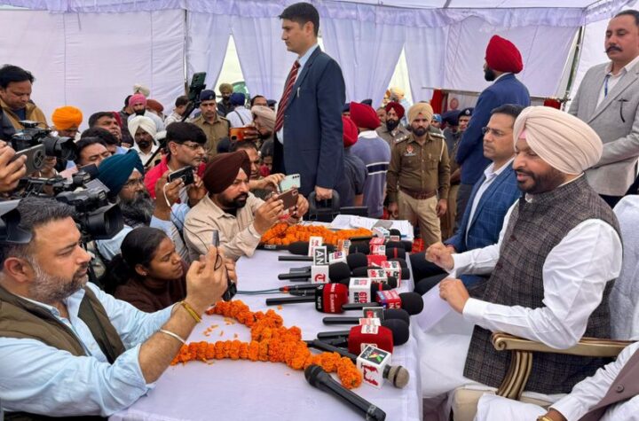 రైతుల ఆందోళనలో ప్రియాంక పాత్రపై దర్యాప్తు జరపాలి