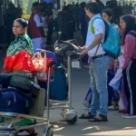 విమానాల్లో దురుసుగా ప్రవర్తిస్తే నెలపాటు నిషేధం!