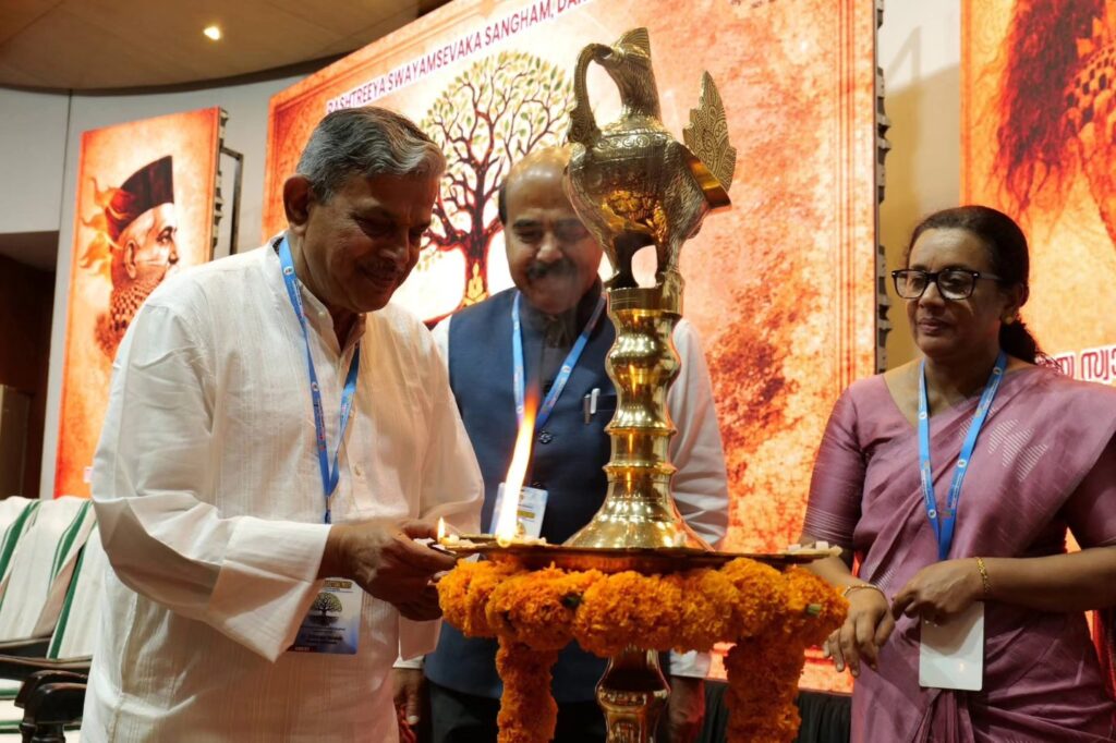 హిందూ రాష్ట్రం ఒక మత రాజ్యం కాదు, ధర్మ రాష్ట్రమే