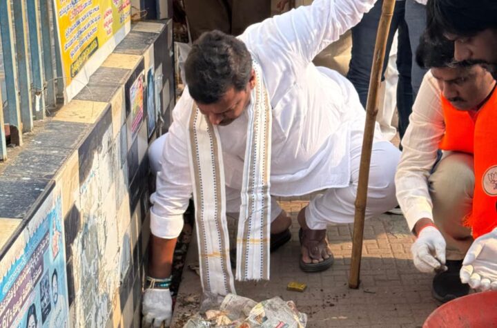 స్వచ్ఛ భారత్‌కు స్ఫూర్తి ప్రదాత సంత్ గాడ్గే మహరాజ్