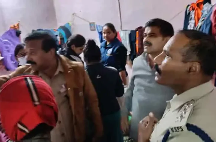 నలుగురు వలస కార్మికులు అనుమానాస్పద మృతి