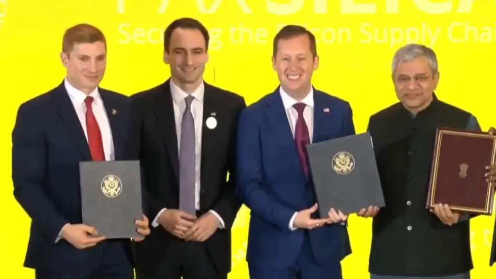 పాక్స్ సిలికా కూటమిలో చేరిన భారత్