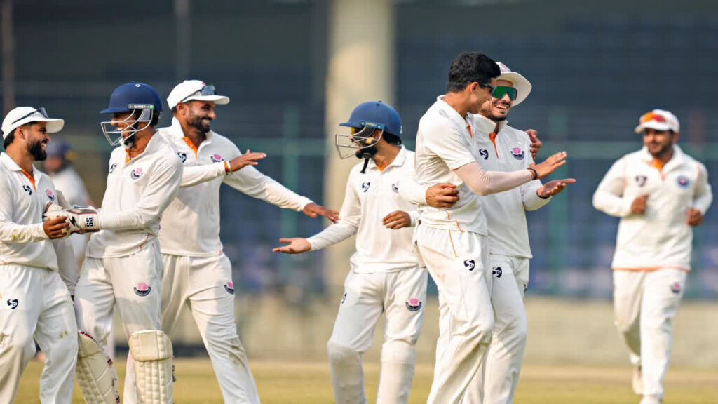 మొదటిసారి రంజీ ట్రోఫీ గెలుపొందిన జమ్మూ కాశ్మీర్