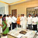 బెస్ట్ ర్యాంకింగ్ తో ఎమ్మెల్యే సుజనా చౌదరికి అభినందనల వెల్లువ