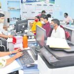 ఏపీలో ప్రమాదంలో గ్రామ సచివాలయాలు