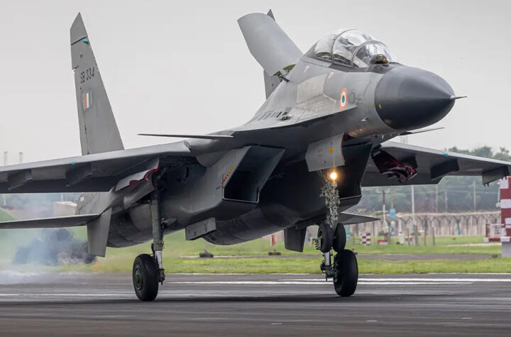 అసోంలో సుఖోయ్ యుద్ధ విమానం గల్లంతు