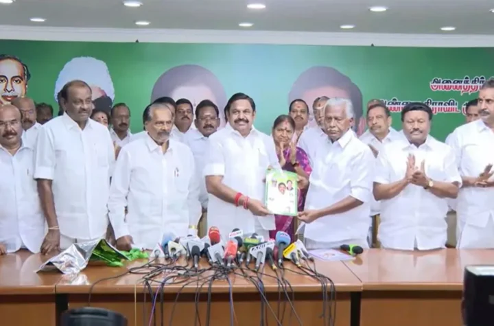 ప్రతి ఇంటికి ఫ్రీ ఫ్రిజ్, మహిళలకు స్కూటీకి రూ.25 వేలు