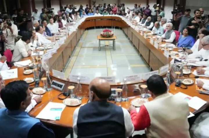 నిలకడగా ఇంధన భద్రత, మరిన్ని నౌకలు వస్తున్నాయి