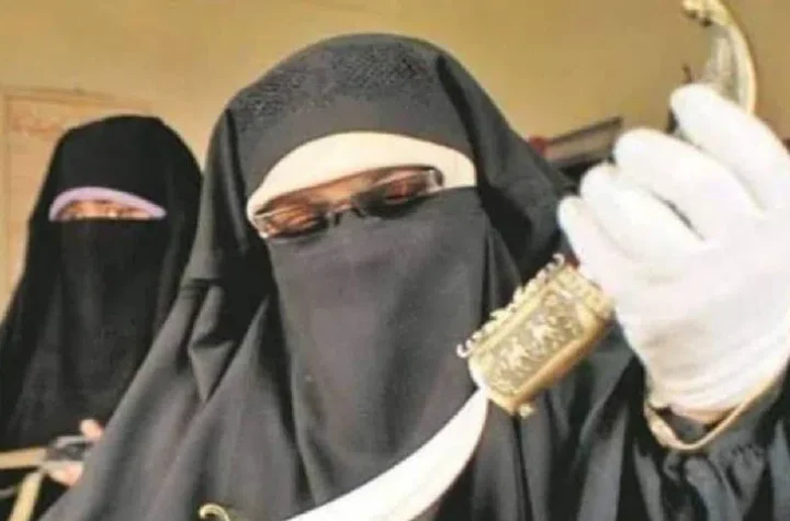 కశ్మీర్ వేర్పాటువాది అసియా అంద్రాబీకి జీవిత ఖైదు