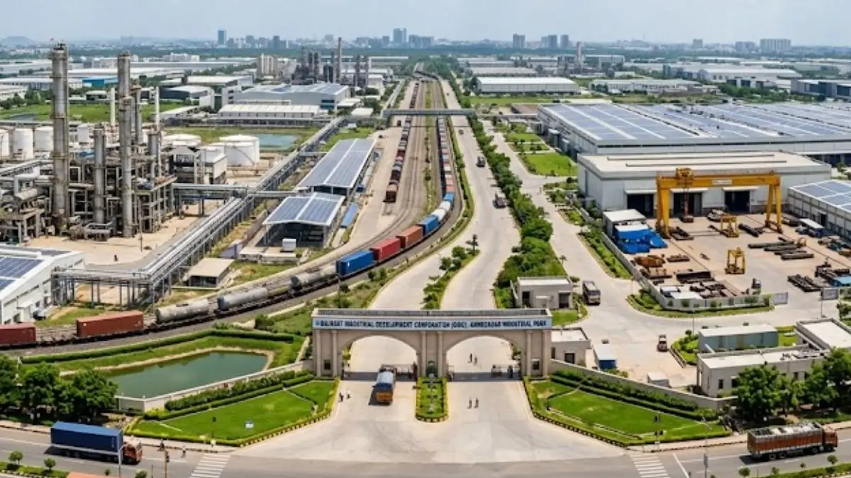 రూ.33,600 కోట్లతో  పారిశ్రామిక ప్రగతికి ‘భవ్య’ పథకం