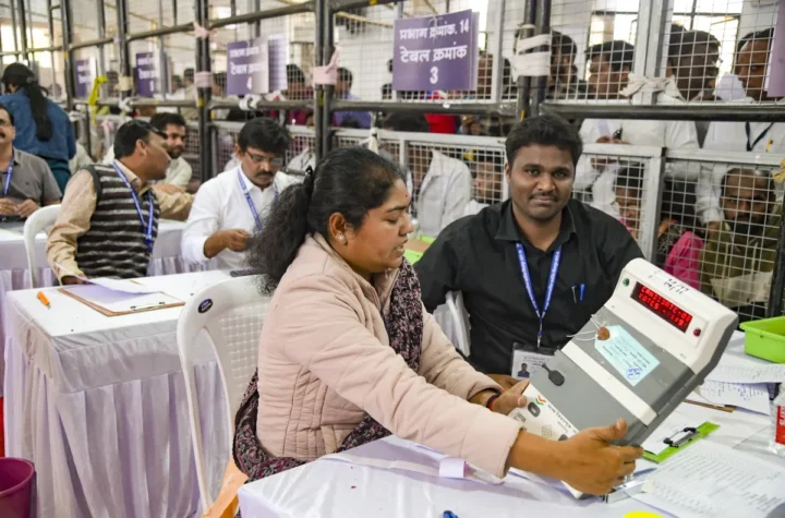 బెంగాల్ లో 58 లక్షలకుపైగా ఓటర్ల తొలగింపు