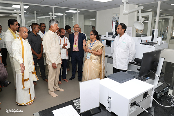 భక్తుల నమ్మకాన్ని కాపాడాలి… నాణ్యమైన ప్రసాదాన్ని అందించాలి