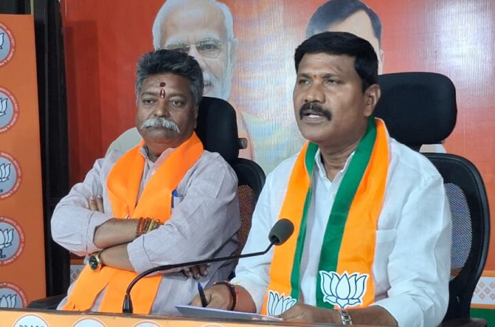 కేంద్రంపై మంత్రి పొన్నం ప్రభాకర్ తప్పుడు ఆరోపణలు