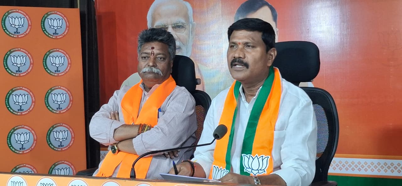 కేంద్రంపై మంత్రి పొన్నం ప్రభాకర్ తప్పుడు ఆరోపణలు