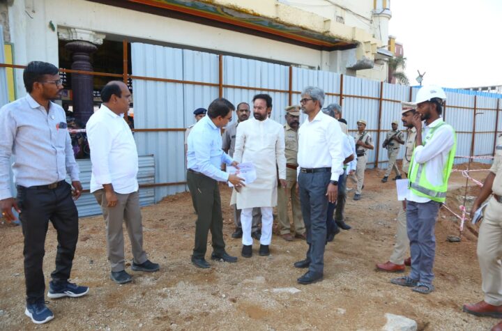 రూ 350 కోట్లతో నాంపల్లి రైల్వే స్టేషన్ ఆధునీకరణ