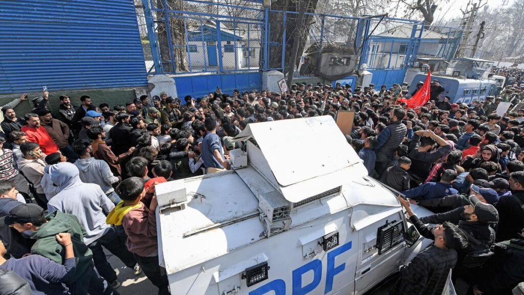 పశ్చిమాసియా ఘర్షణలతో దేశంలో అల్లర్లు… కేంద్రం హెచ్చరిక